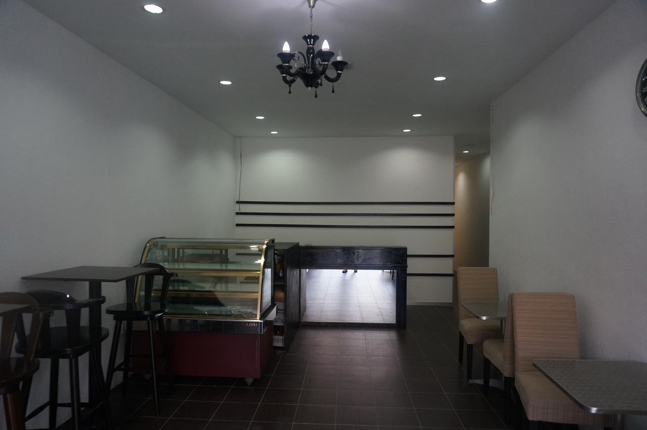 G99 Hotel George Town Extérieur photo