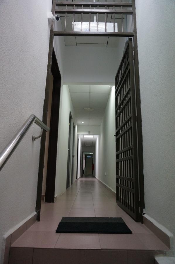 G99 Hotel George Town Extérieur photo