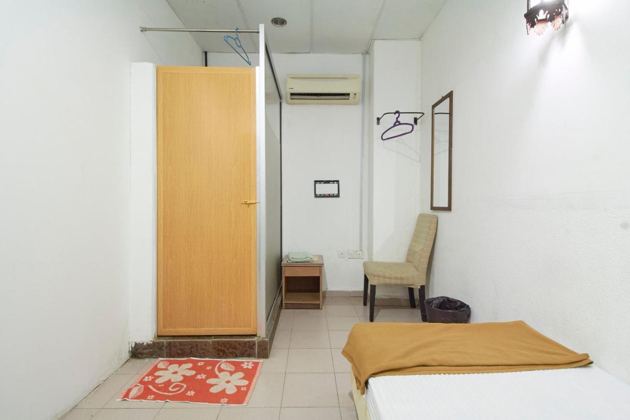 G99 Hotel George Town Extérieur photo