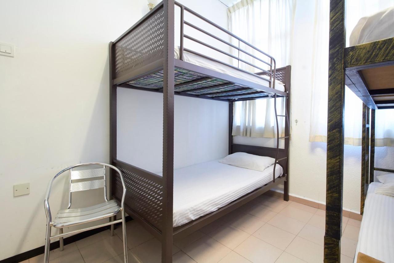 G99 Hotel George Town Extérieur photo
