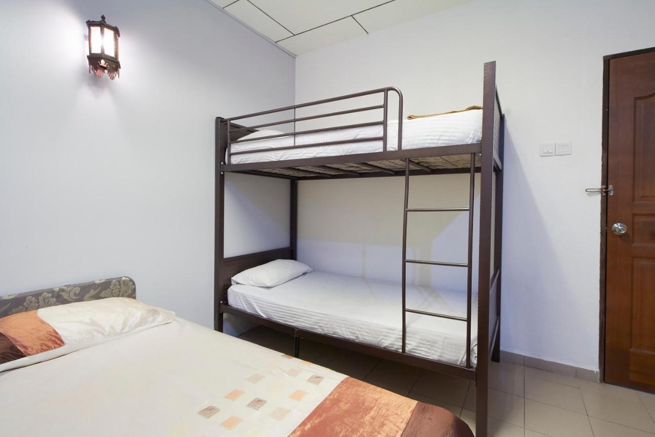 G99 Hotel George Town Extérieur photo