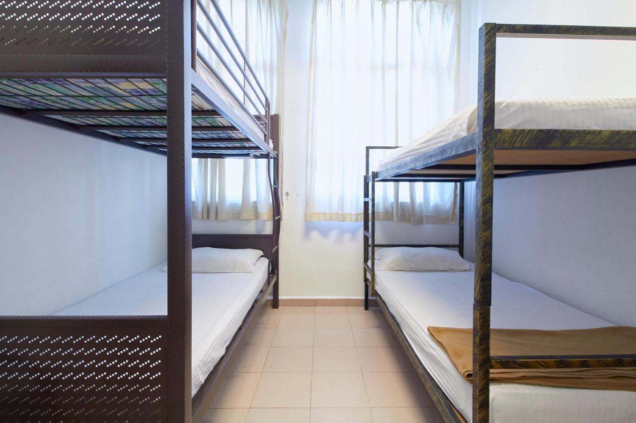 G99 Hotel George Town Extérieur photo